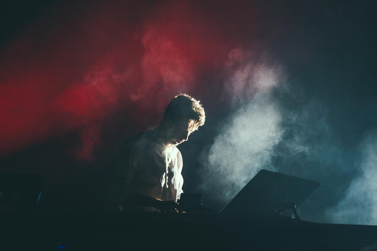 Concierto/Humo/austin neill