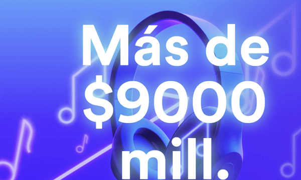 Mas de $9 000